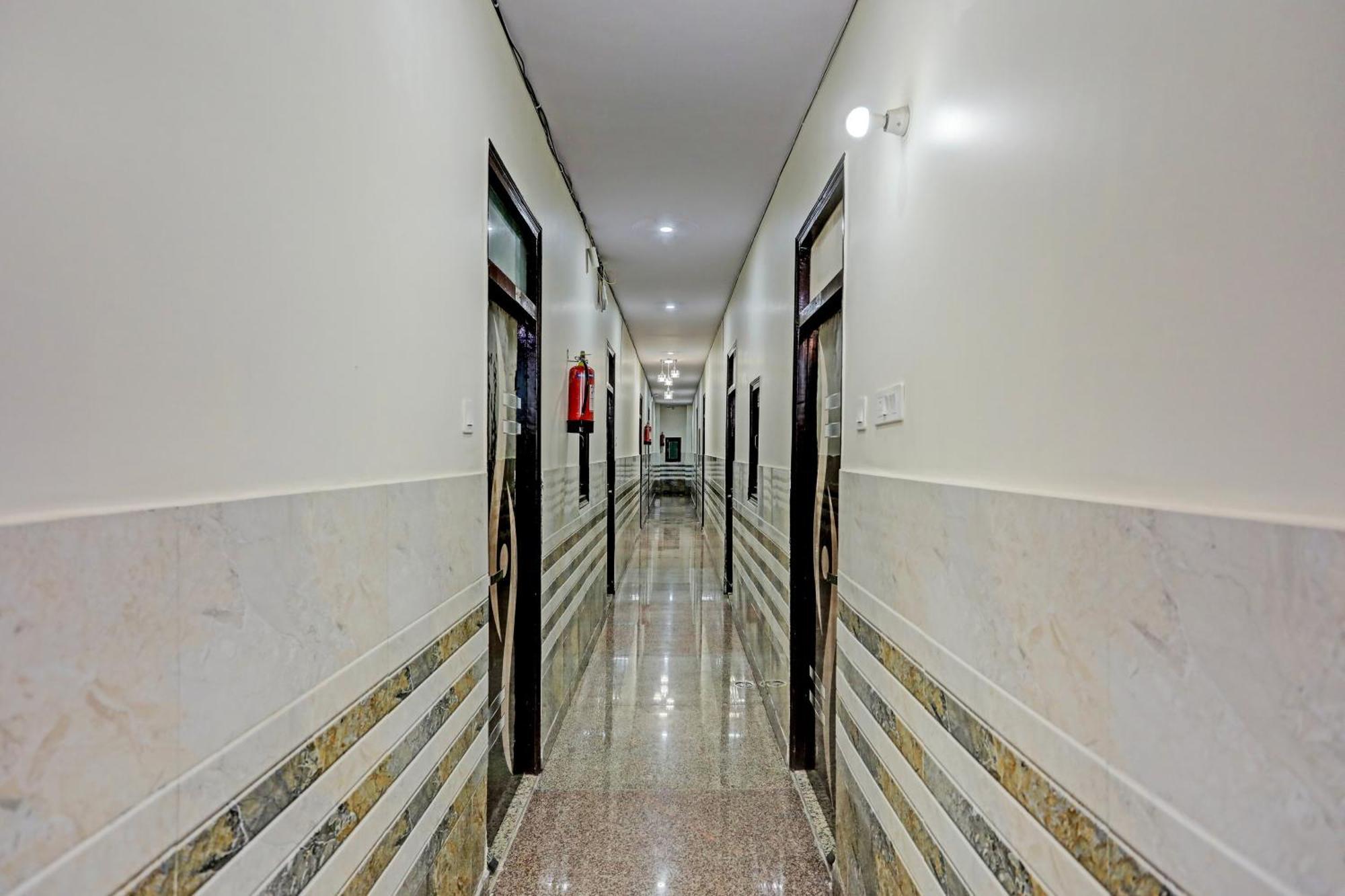 O Ns 4* Delhi (National Capital Territory of India)